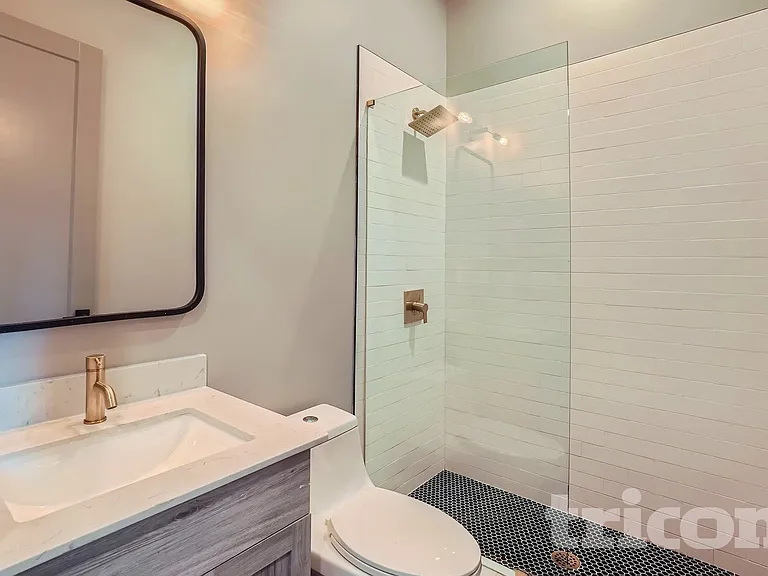 865 Cavanaugh Ave SE — Photo 5