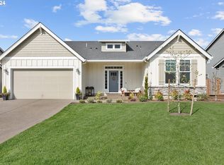 1951 N Knott Ct, Canby, OR 97013