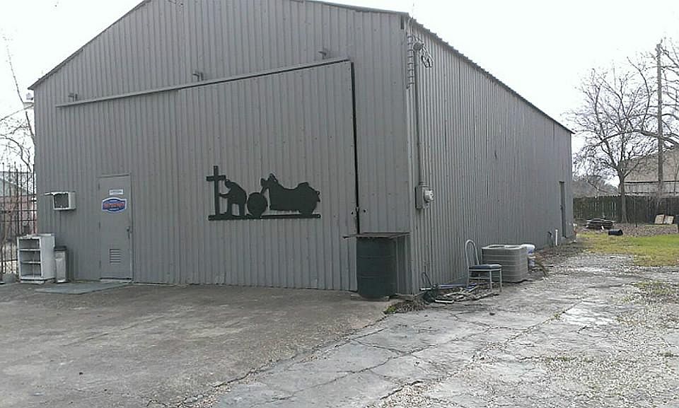 1800 SF warehouse with air conditioned office