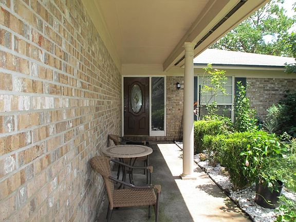 2nd image of 1569 Sonoma Ct