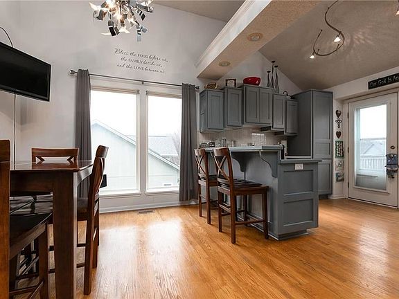 5th image of 1854 Loughrey St