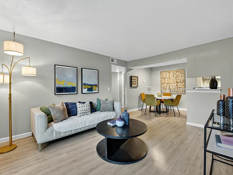 The Tatum Apartments — Photo 10