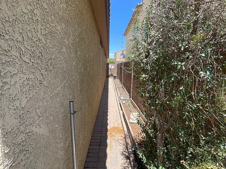 4425 E Muriel Dr — Photo 7