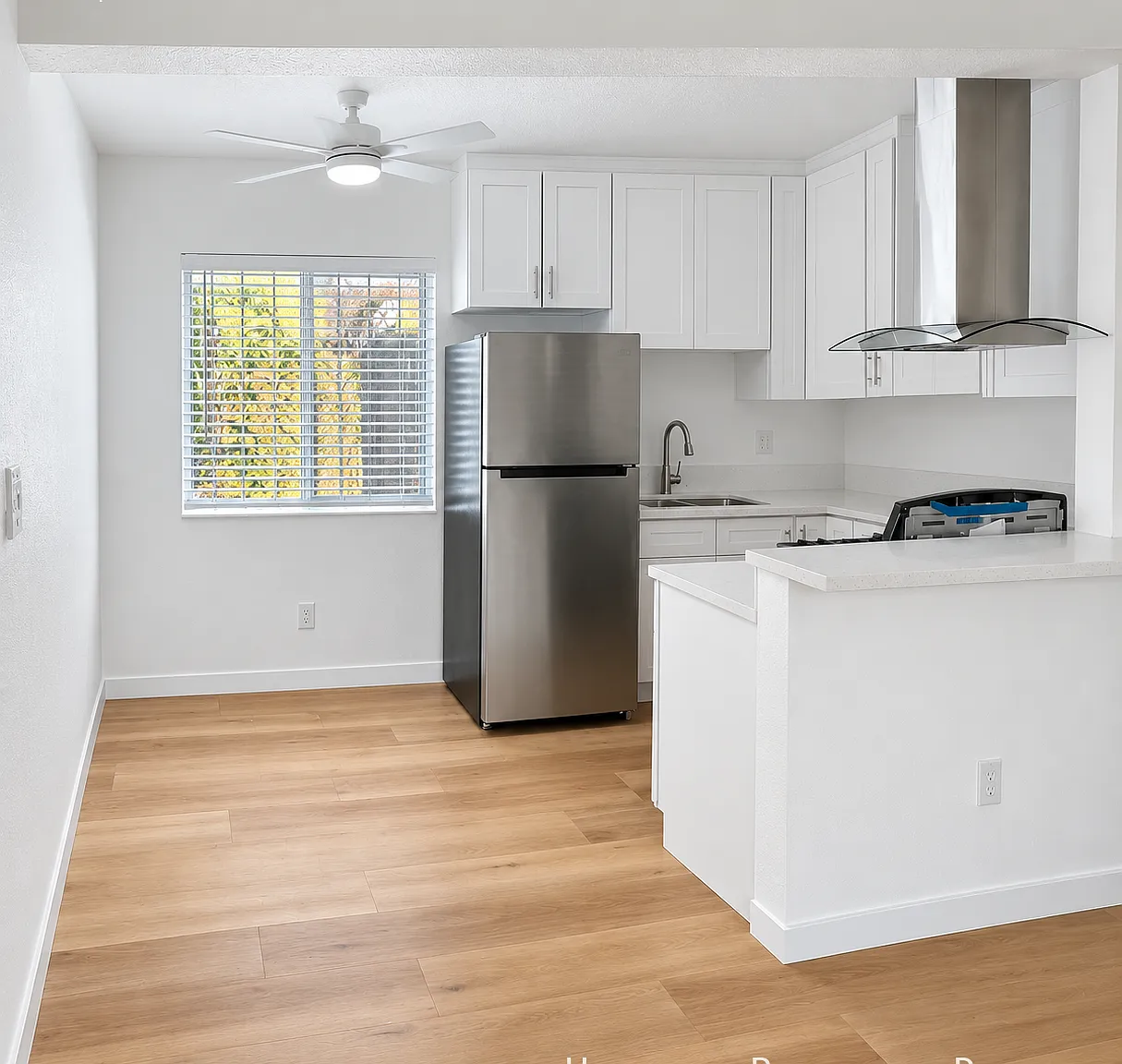 610 E Hyde Park Blvd Inglewood, CA 90302 — Photo 2