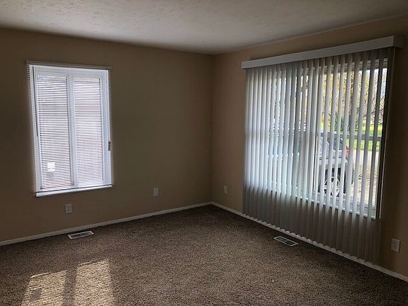 4th image of 1110 Haller Ave