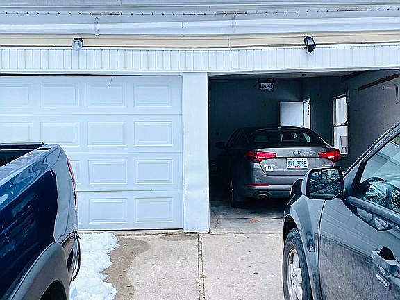 4th image of 2717 Narraganset Dr