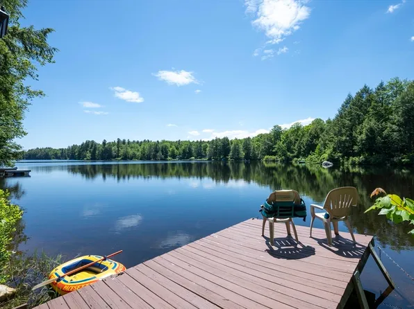 27 Pond Hill Rd, Goshen, MA 01032