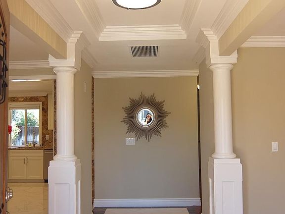 2nd image of 4731 Calle De Lucia