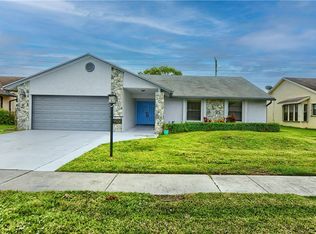 9906 Majorca Pl, Boca Raton, FL 33434