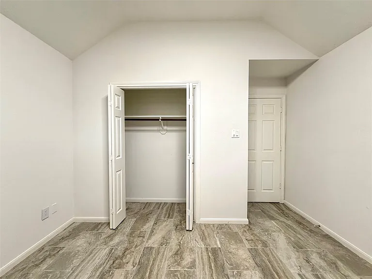 3226 Candlepine Dr — Photo 6