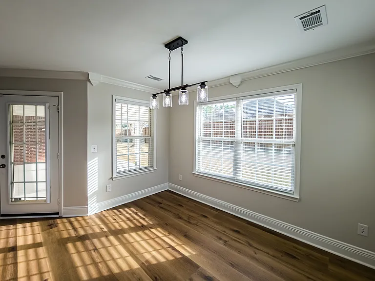105 Cypress Ridge Rd — Photo 9