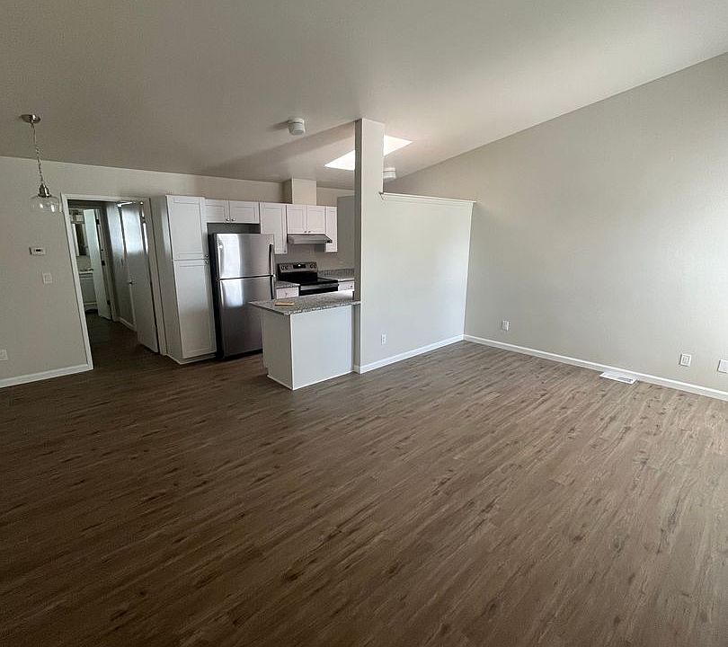 1st image of 1280 Dora Dr