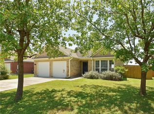 123 Winter Cir, Kyle, TX 78640
