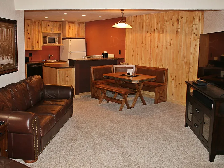 7316 Ryan Gulch Rd #D — Photo 2