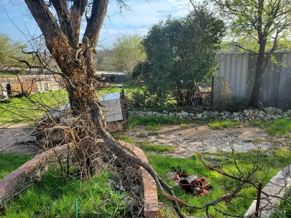 2219 Capri Dr, Fort Worth, TX 76114