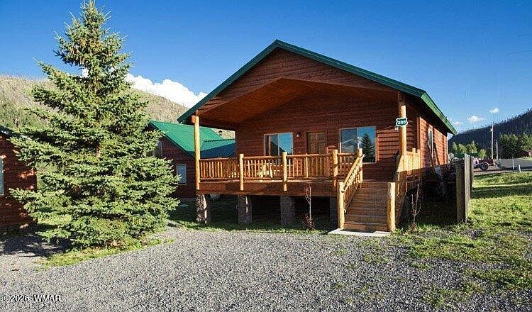 1st image of Main St Cabin 285