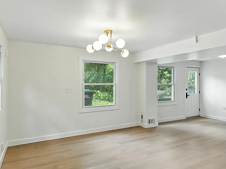 1132 S 33rd St #4 — Photo 13