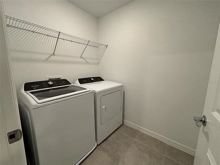 11451 Harborview St — Photo 17