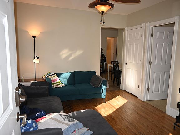 4th image of 547 Detroit St #1