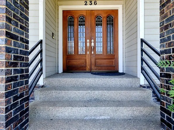 236 Cascade Falls Dr, Folsom, CA 95630