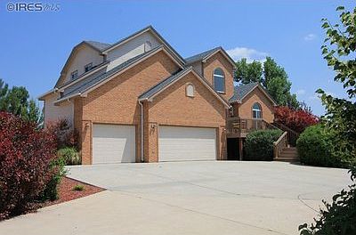 3 Car Attached Garage
