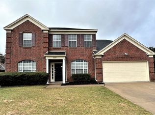 7105 Royal Gate Dr, Arlington, TX 76016