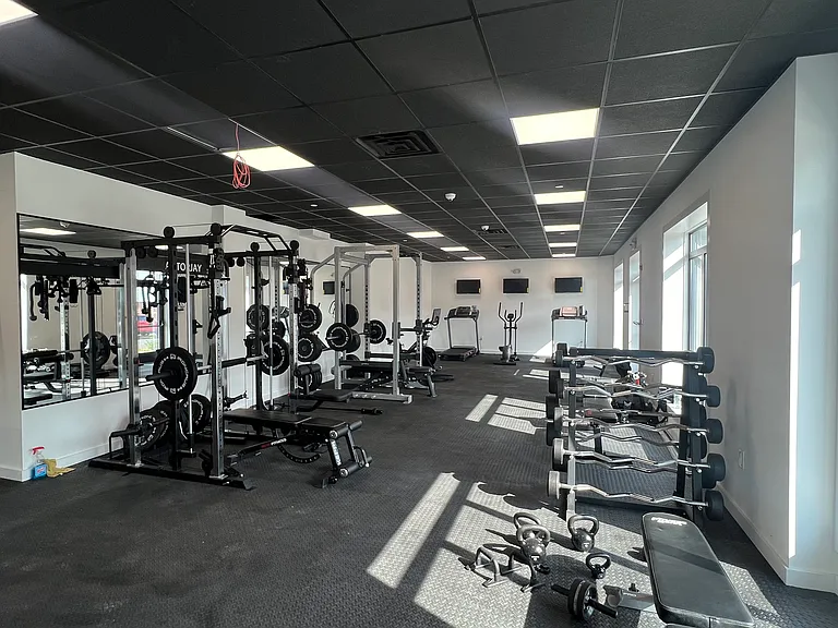 211 Ferry Blvd — Photo 13