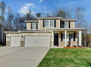 334 Hickory Pointe Loop, Dallas, GA 30157