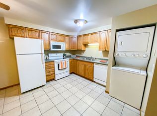 1153 Petra Pl #4, Madison, WI 53713