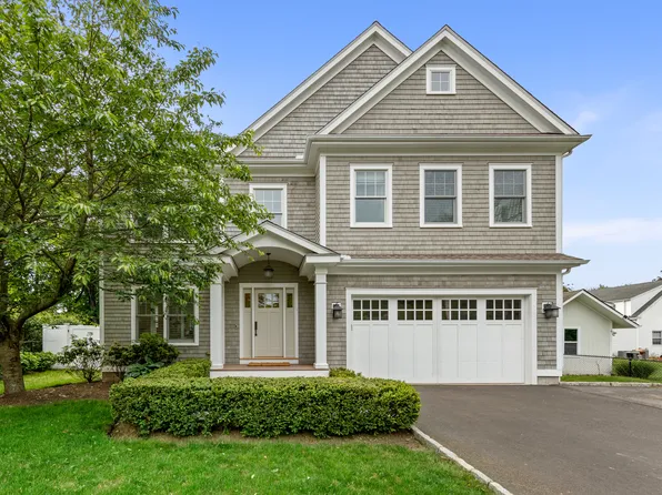 32 Middlebrook Drive, Fairfield, CT 06824