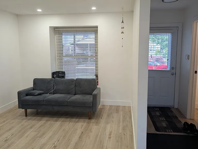 25 Erica Cres #28 — Photo 12