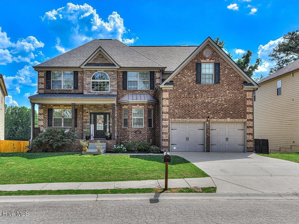 1st image of 209 Iris Glen Court