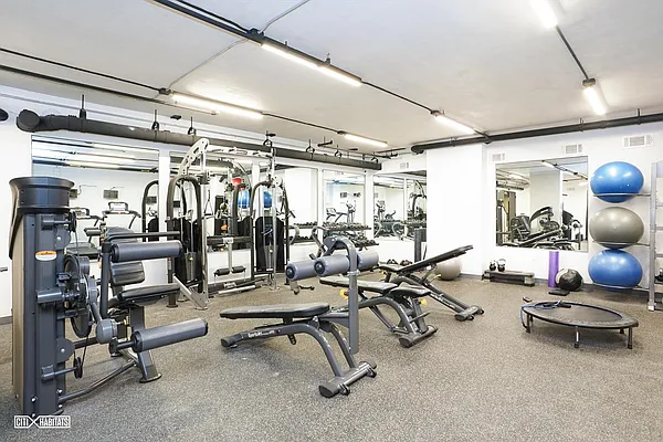 Rented by Citi Habitats | media 31