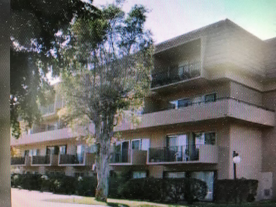 2nd image of 8000 SW 81st Dr APT 202