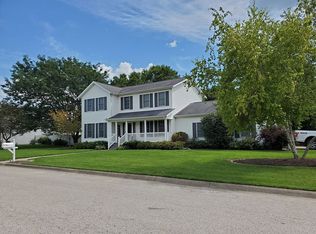 1308 Navaho Dr, Pontiac, IL 61764