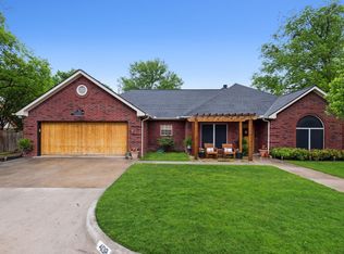 408 Huggins Dr, Springtown, TX 76082