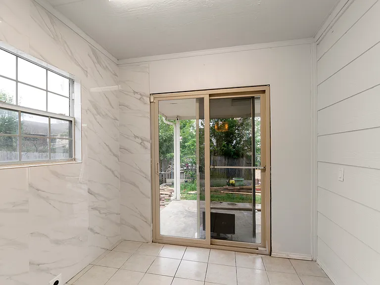 206 Shady Brook Dr — Photo 21