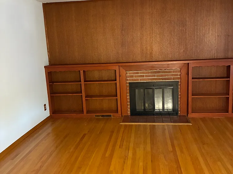 3057 South Ct — Photo 8