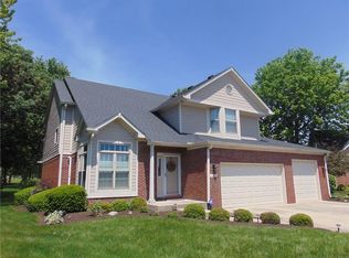 16 Saint Annes Ct, Greenwood, IN