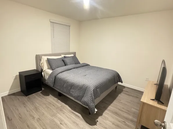 35903 Sunflower Hill Dr, Zephyrhills, FL 33541