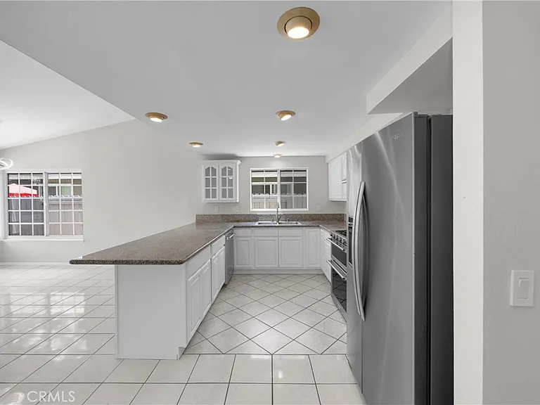 14232 Matisse Ave — Photo 11
