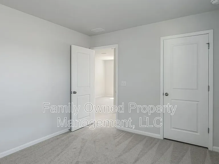 519 Donnas View Way — Photo 36