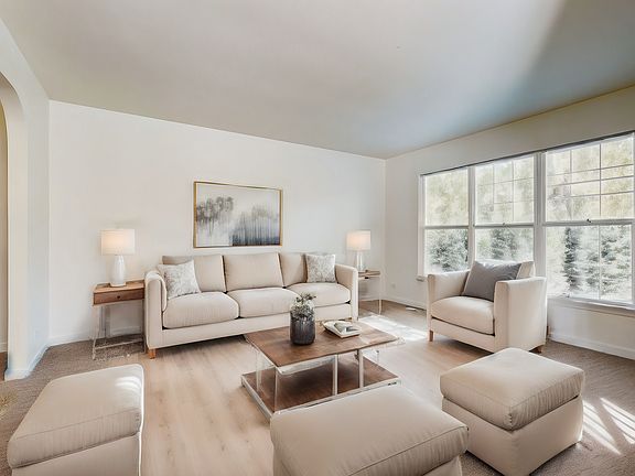 3rd image of 3 Melrose Ct #15
