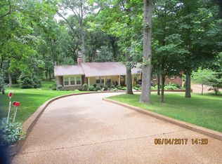 536 Indian Lake Rd, Hendersonville, TN 37075