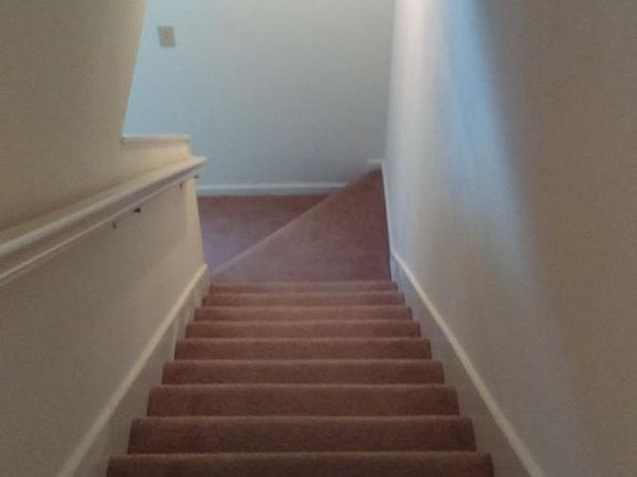 TOWNHOUSE OVER 1100 SF