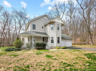 5 Forest Ridge Rd, Haddam, CT 06438