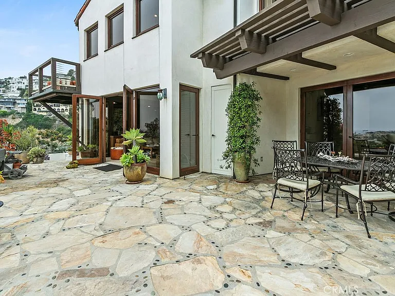 345 Emerald Bay — Photo 33