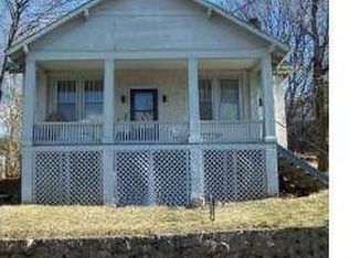 37 Lake Ave, Staunton, VA 24401