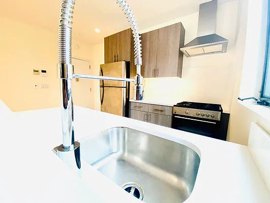 Rented by null | media 57