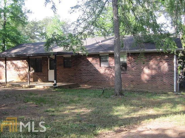 2040 Robin Cir NE — Photo 5